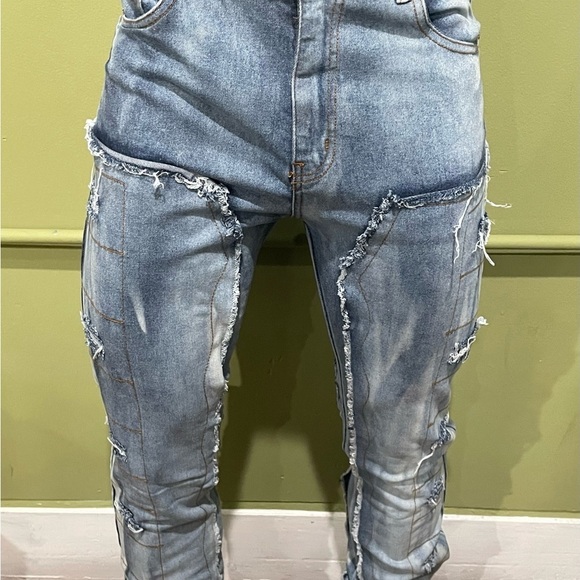 Blue Skinny Jeans with Distressing and Faded Look stacked slim fit - Picture 3 of 3
